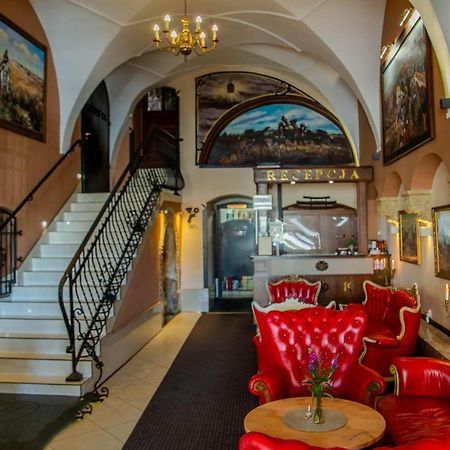 Euro Aparthotel ทาร์นูฟ ภายนอก รูปภาพ