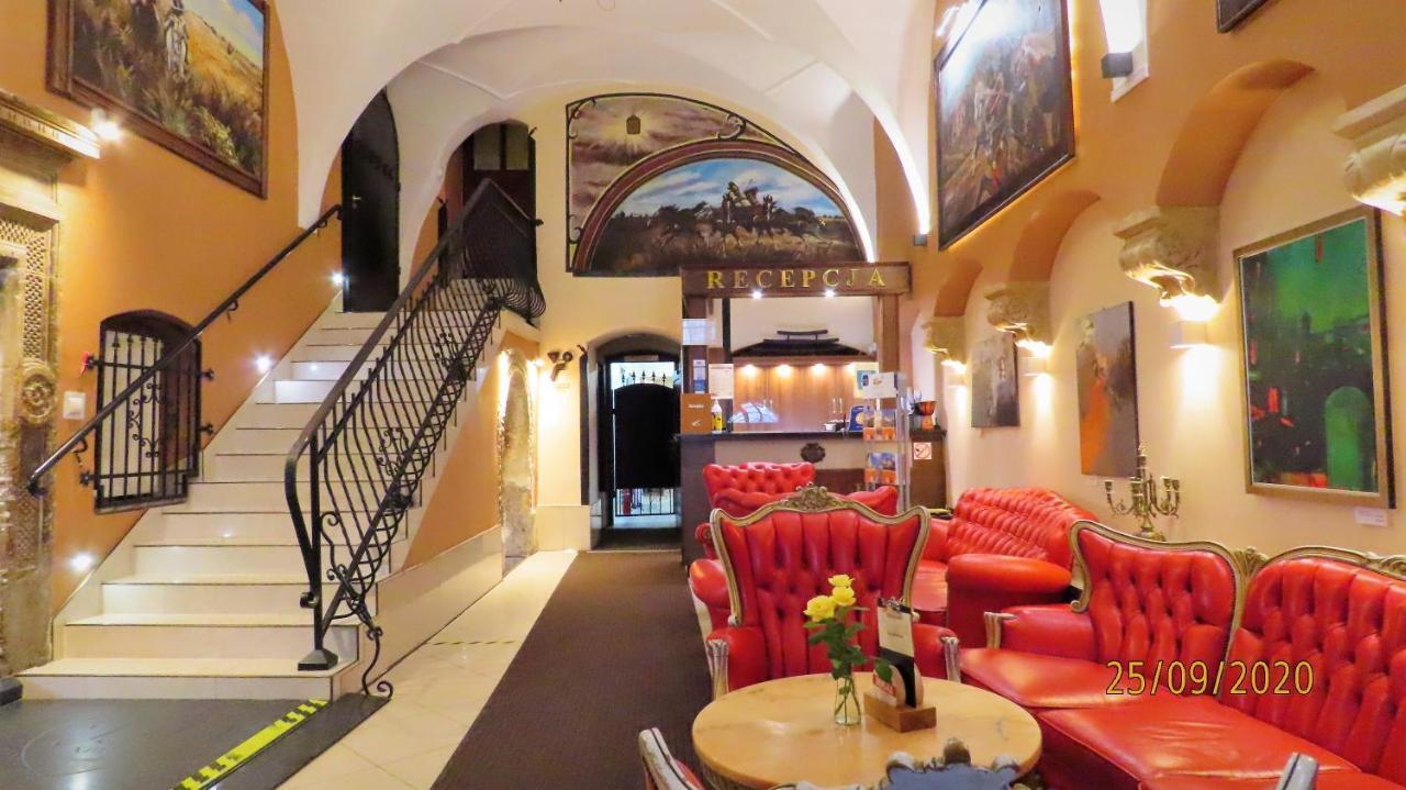 Euro Aparthotel ทาร์นูฟ ภายนอก รูปภาพ